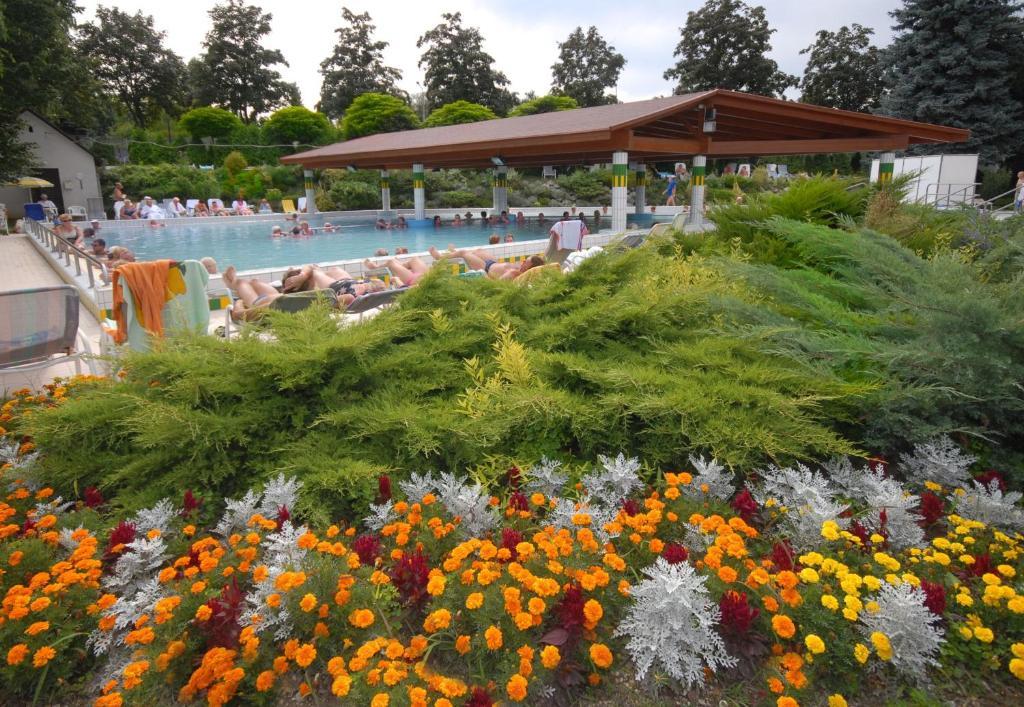Club Mendan Aparthotel Zalakaros Zewnętrze zdjęcie
