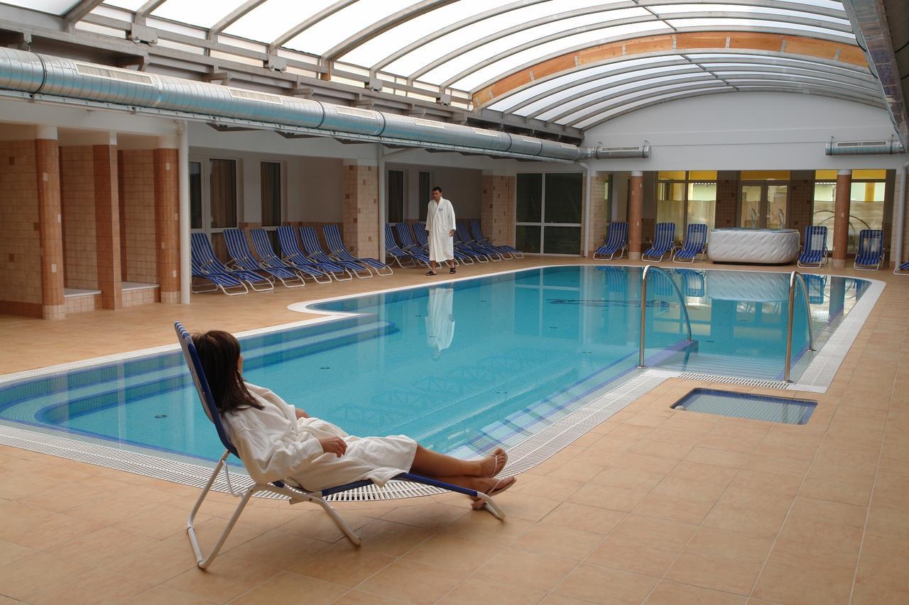 Club Mendan Aparthotel Zalakaros Zewnętrze zdjęcie